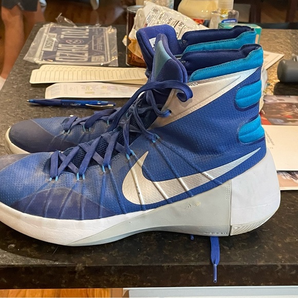 Nike Other - NIKE HYPER-DUNK BASKETBALL SHOES